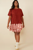 HY6390W Marsala Plus Textured Stringy Short Sleeve Top Detal