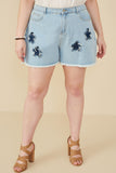 HY8313W Light Denim Plus Distressed Denim Star Patch Frayed Denim Shorts Front